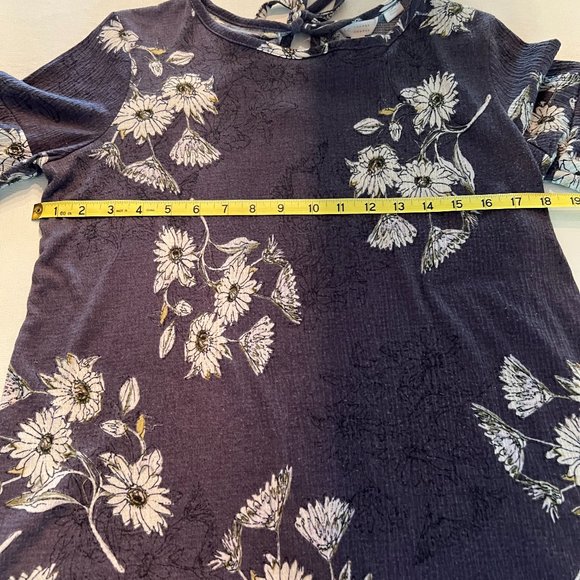 LC Lauren Conrad Floral short sleeve Blouse Size M Blue & Whi… - Picture 5 of 6